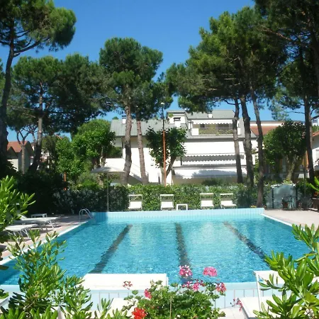 Ascot 3* Cervia